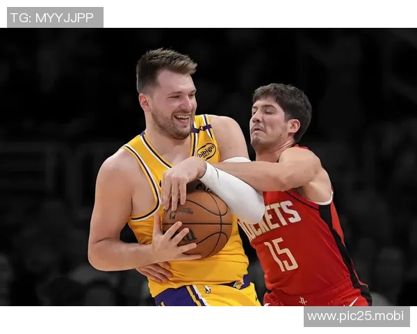 东契奇30+15,老詹22+5+6,尼克斯6人上双6连胜,快船送湖人大礼 东契奇30+15,老詹22+5+6,尼克斯6人上双6连胜,快船送湖人大礼